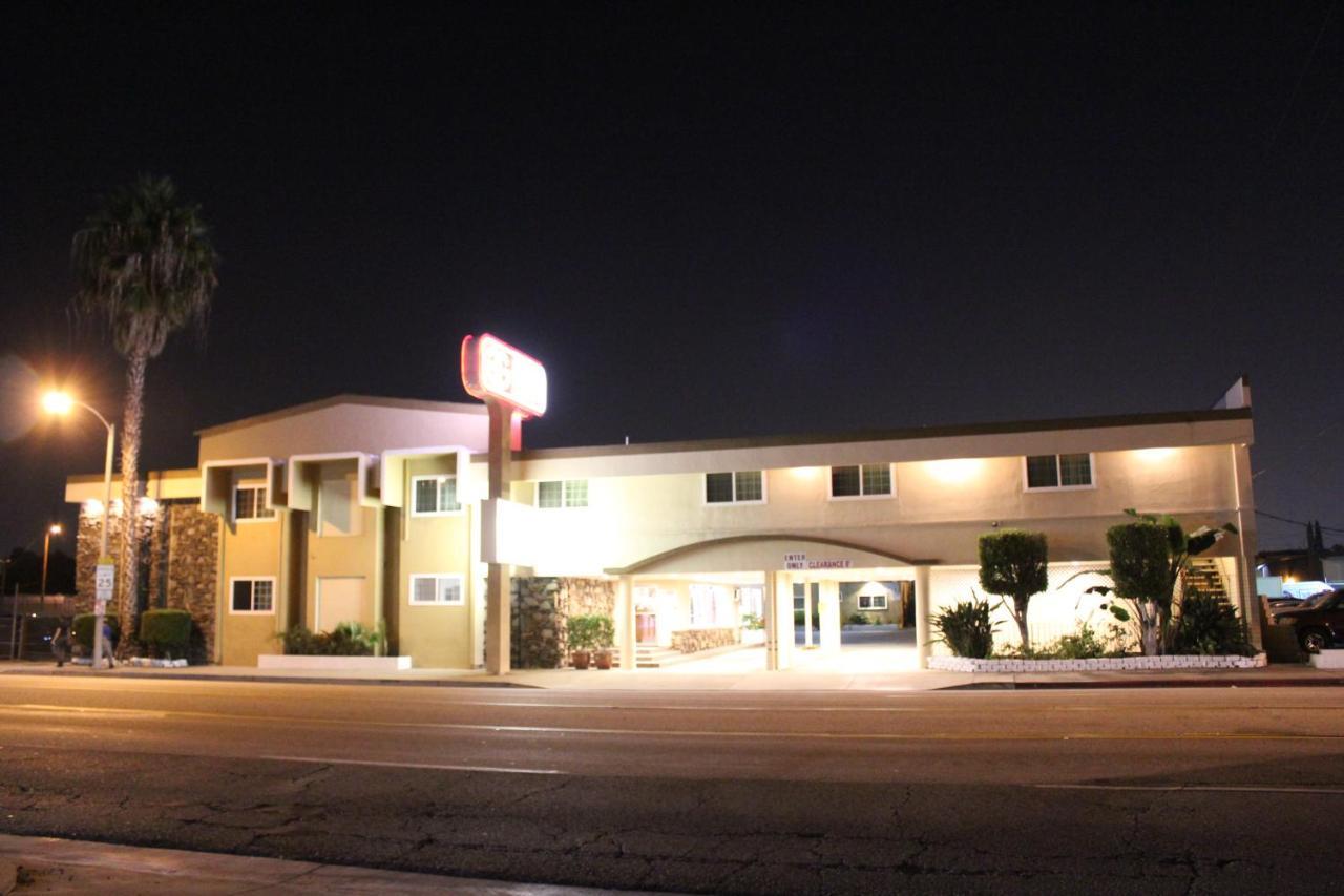 Grand Inn Fullerton Buitenkant foto